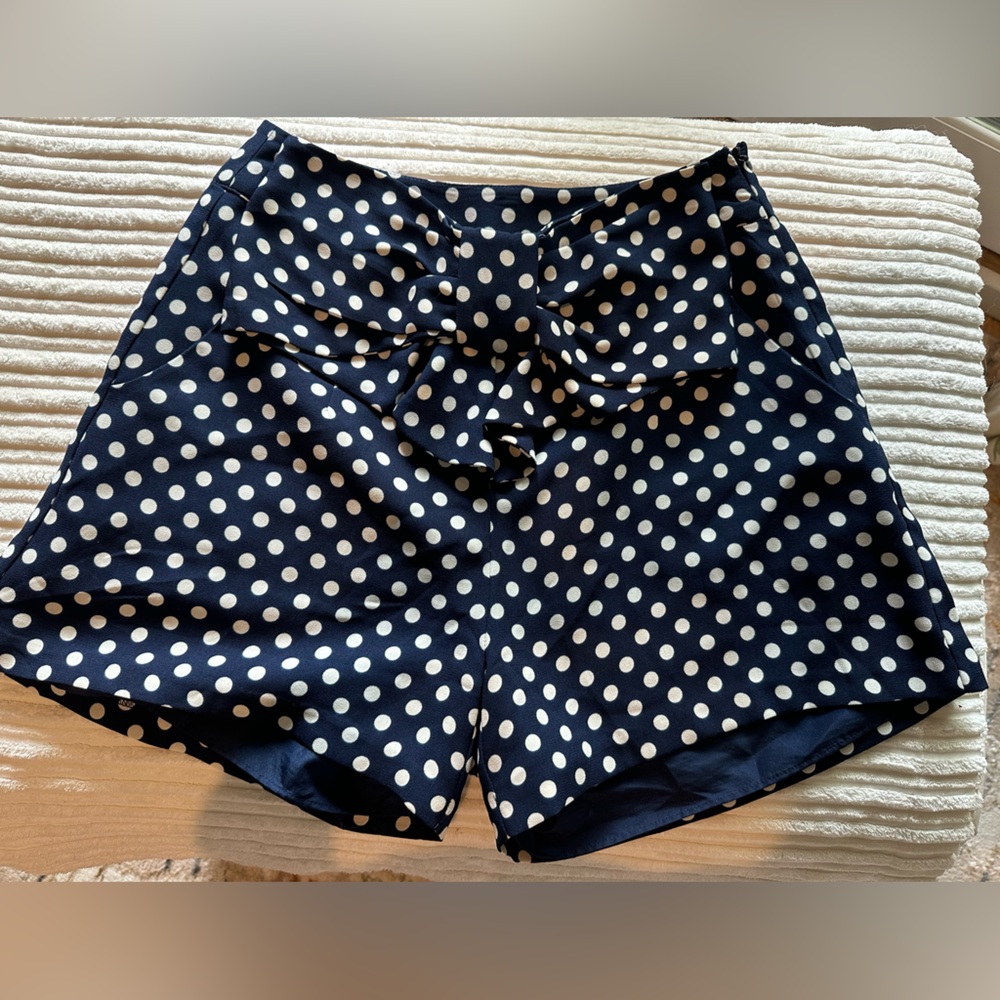 LC Lauren Conrad & Disney Navy and White Polka Dot shorts with bow